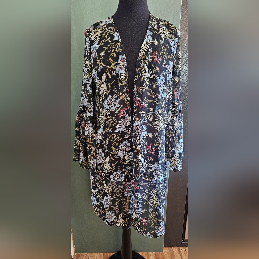 American Eagle Floral Sheer Kimono